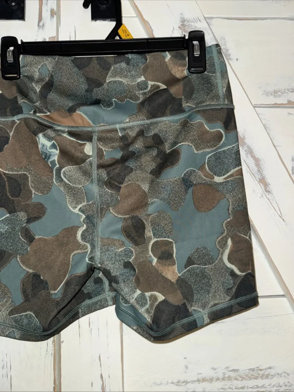 The North Face Womens Large Elevation Camo Bike Shorts 4